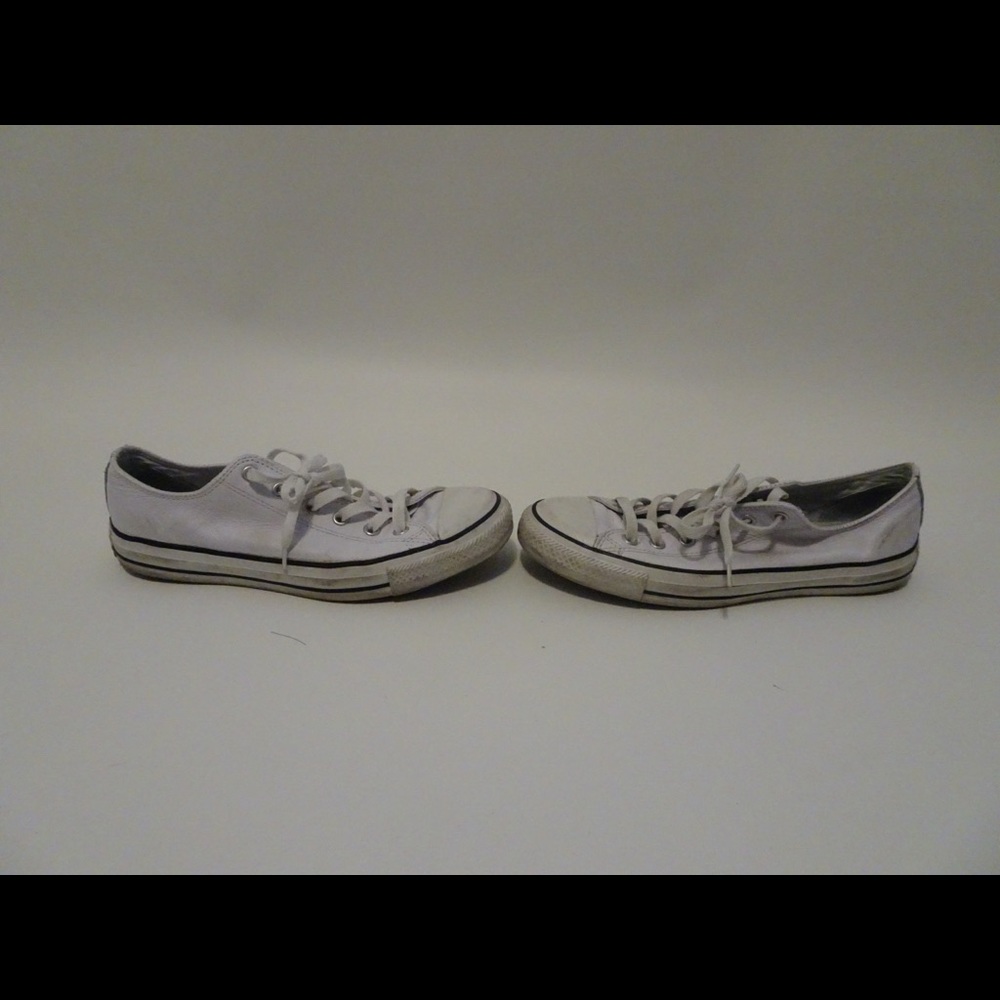 White converse